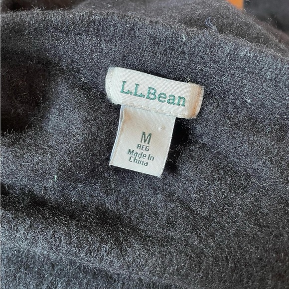L.L.Bean 100% cashmere sweater - Picture 2 of 2